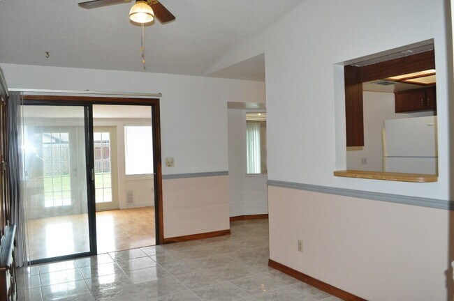 Dining Room - 916 Spring St NW