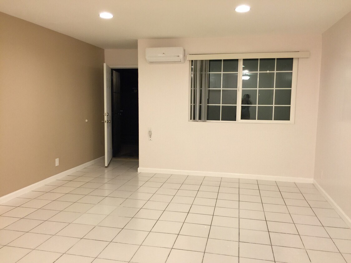 3118 Ln Unit Anne, Fullerton, CA 92831 Condo for Rent in