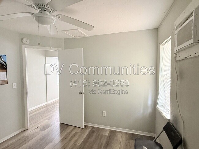 Foto del edificio - 1426 10th St W