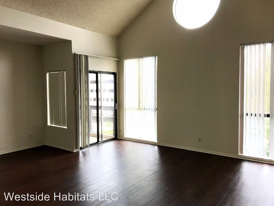 Primary Photo - Studio, 1 bath Apartment - 747 Gayley Ave
