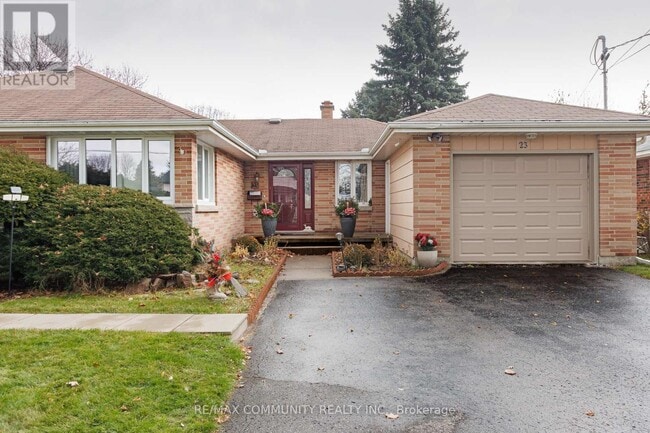 Building Photo - 23 Fraser St