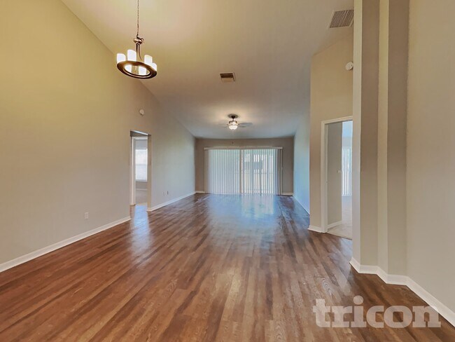 Building Photo - 11119 Bramblebrush St