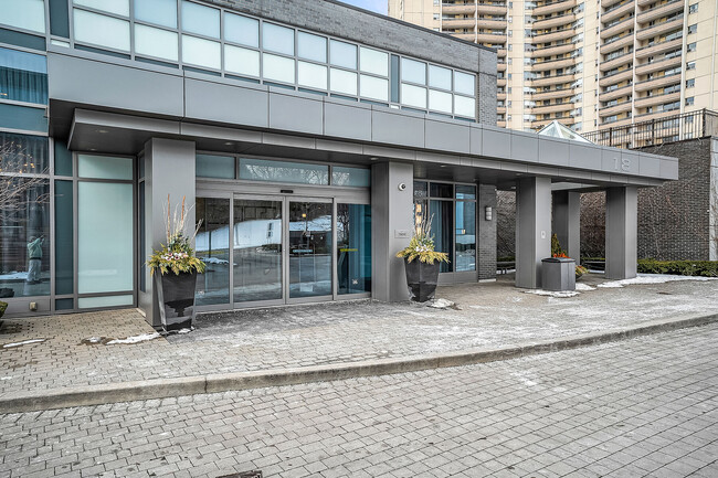 Building Photo - 18 Graydon Hall Dr