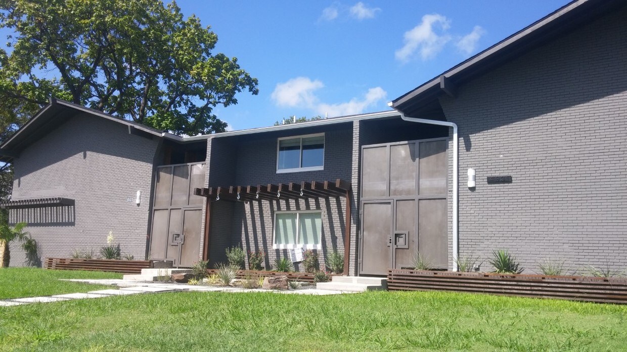 4931 Gaston Ave, Dallas, TX 75214 Apartments in Dallas, TX