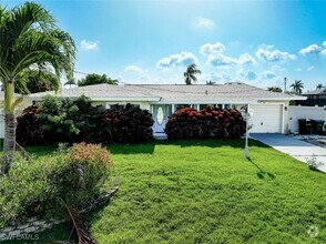 Building Photo - 4912 Seville Ct
