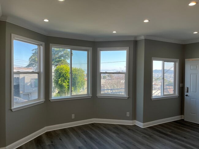 Foto del edificio - 337 Lakeview Ave