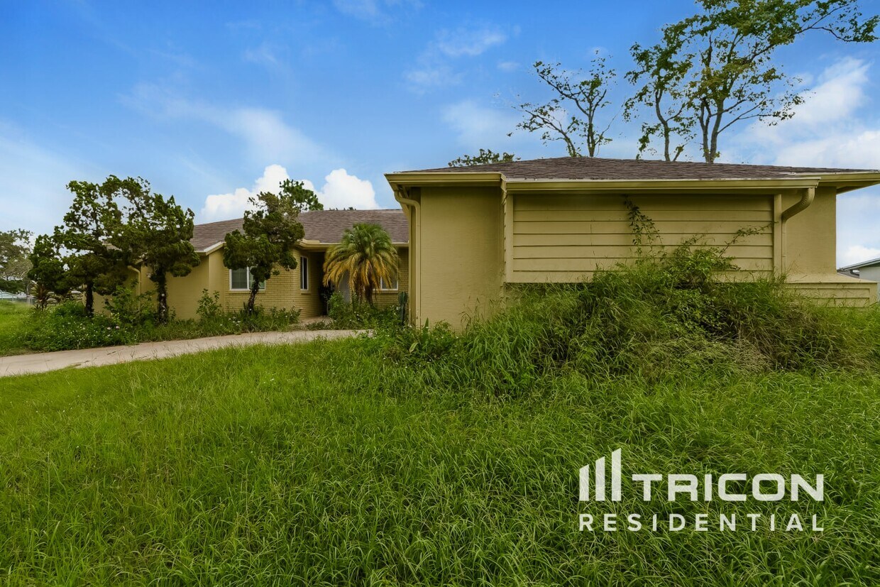 Foto principal - 3223 Lake Twylo Rd