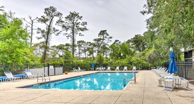 Building Photo - 26 Talavera Ct