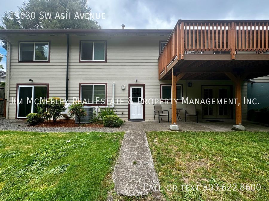 Primary Photo - Large 1BR Duplex in Tigard