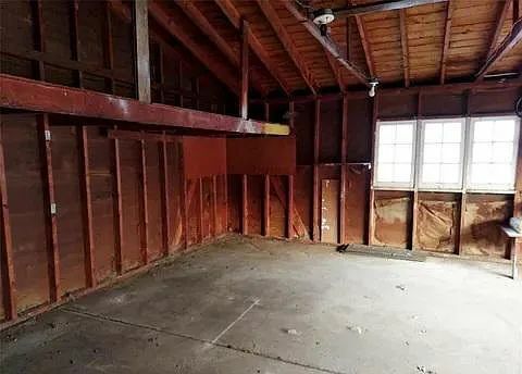 Building Photo - 6009 Drexel St