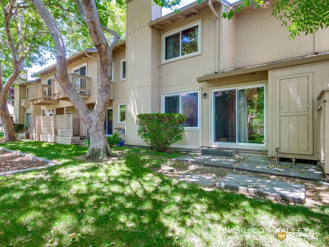 Building Photo - 6119 Elmbridge Dr