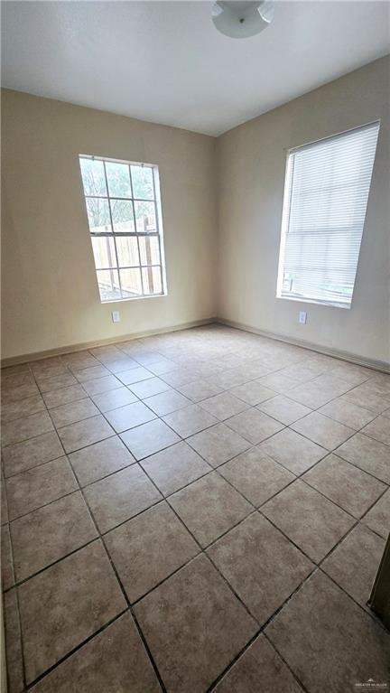 Foto del edificio - 9 Mike Chapa Blvd