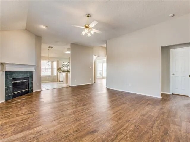 Foto del edificio - 2430 Norwich Dr