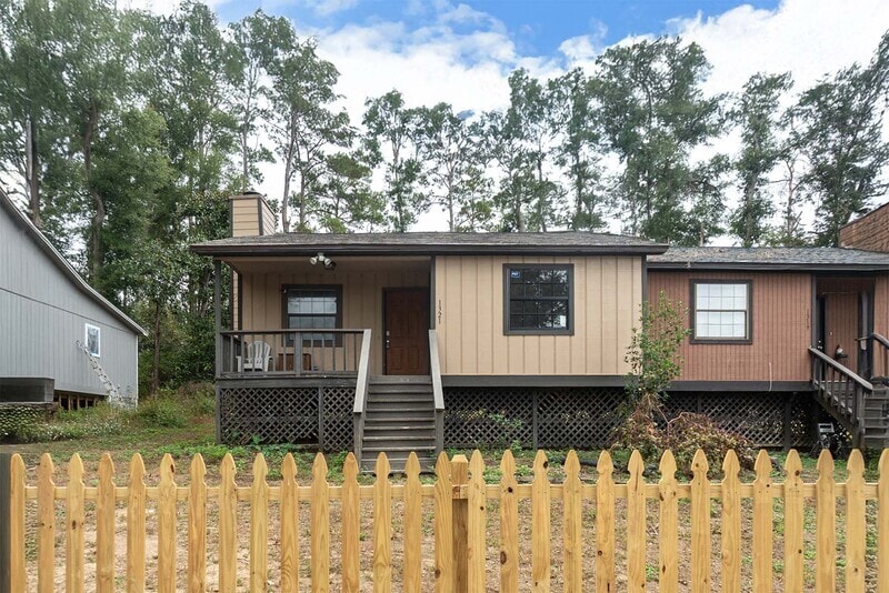 Photo - 1321 Burgess Drive - 1