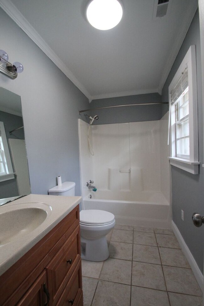 Foto del edificio - Exclusively offered by MUSE REALTY, LLC