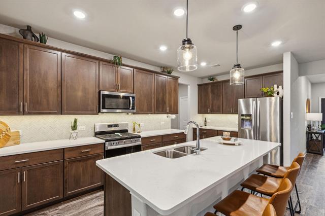 Building Photo - 2129 Gill Star Dr