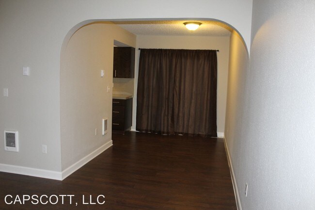 Foto del edificio - 3001 E 20th St