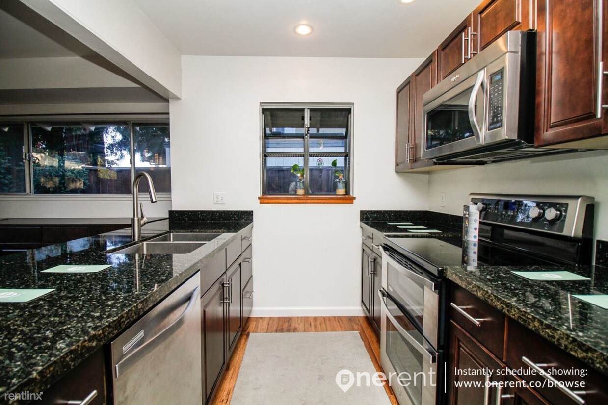 Foto principal - 2662 Meadow Glen Dr
