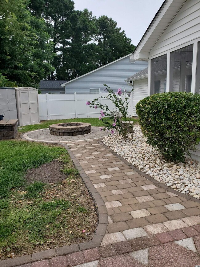 Building Photo - 9670 Middleton Ct