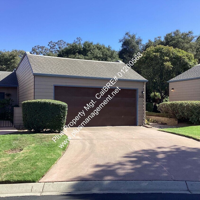 Foto principal - Orcutt Single Story Townhome with Easy Acc...