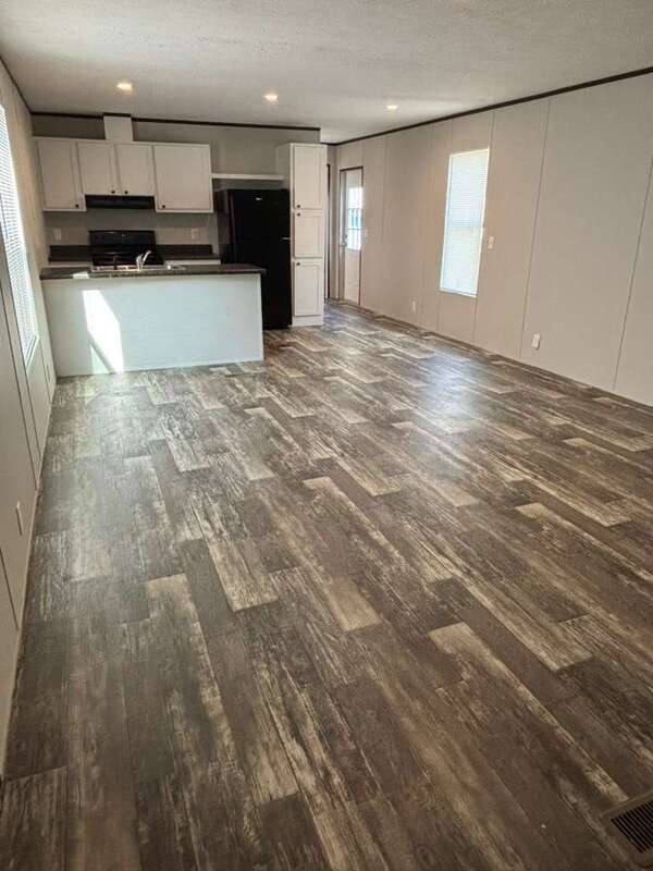 Foto del edificio - 4301 Port Ct