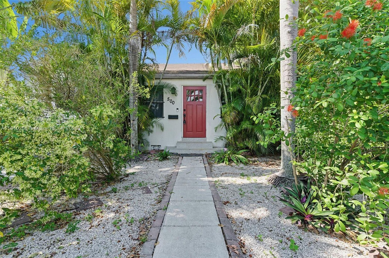 Foto principal - 500 NW 47th St