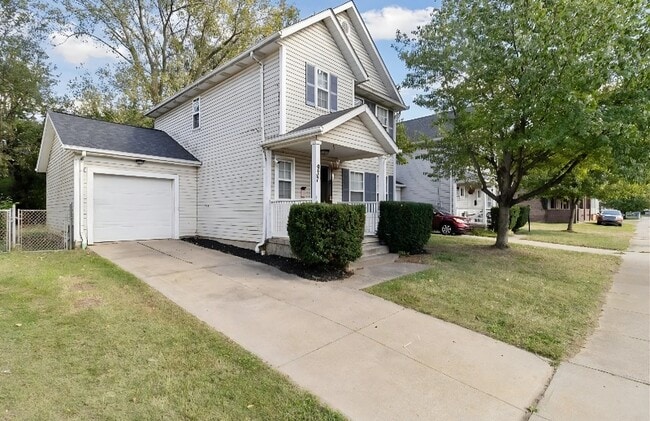 Photo - 937 Ansel Rd House