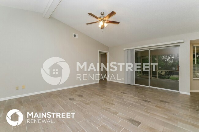Building Photo - 6084 Freeport Dr