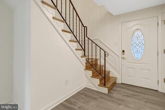 Building Photo - 8626 Kerry Ln