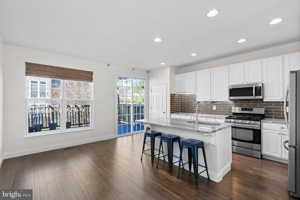 21935 Bramblebush Terrace, Broadlands, VA 20148 Townhome Rentals in