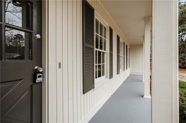 Foto del edificio - 1655 Murdock Rd