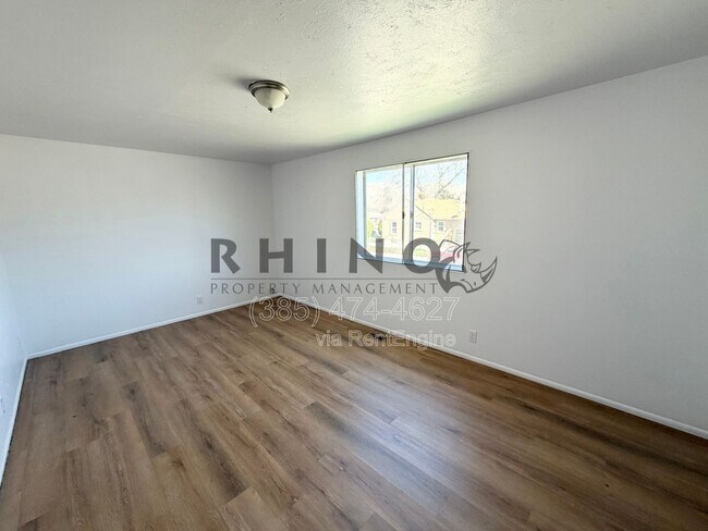 Foto del edificio - 475 N 1465 W