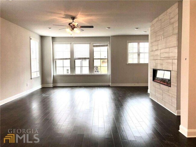 Foto del edificio - 3497 Evermore Pkwy