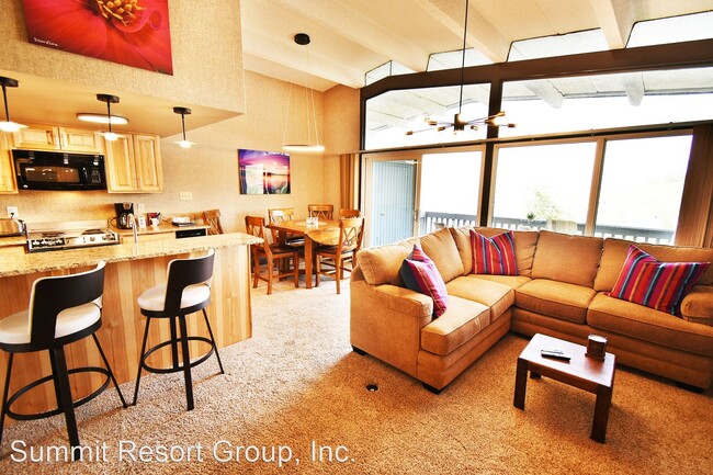 Building Photo - 3 br, 2 bath House - Anchorage West #126 5...