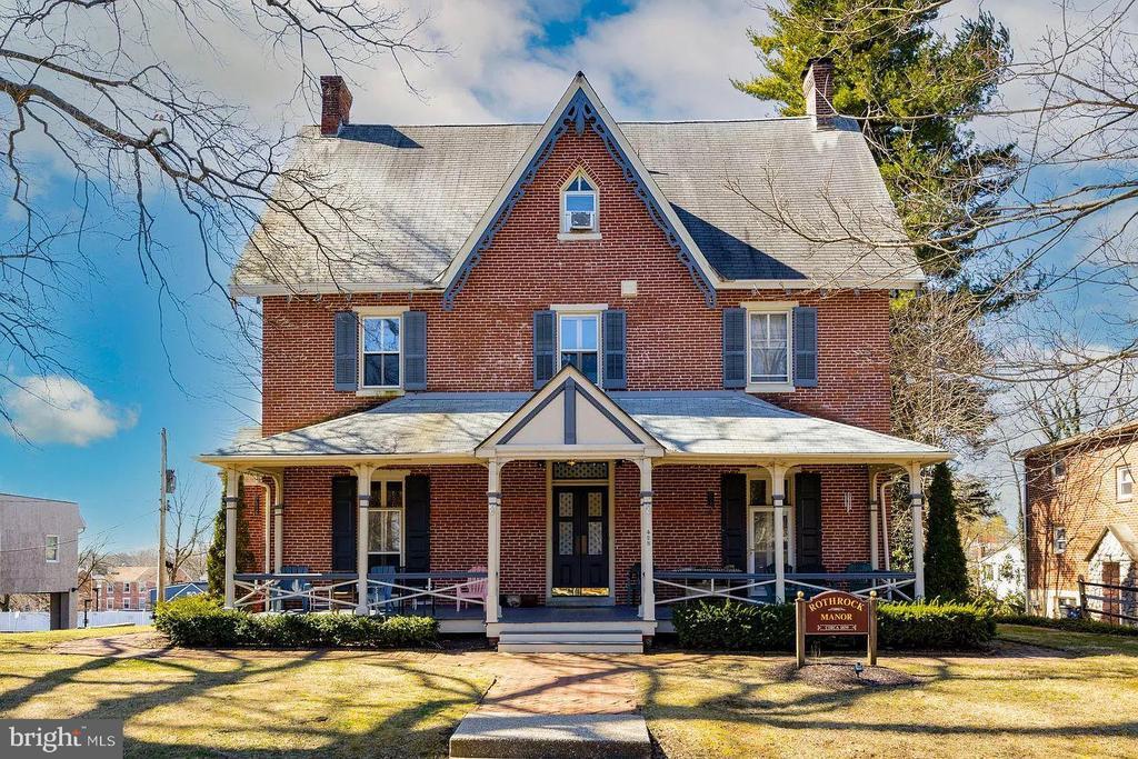 Foto principal - 428 N Church St