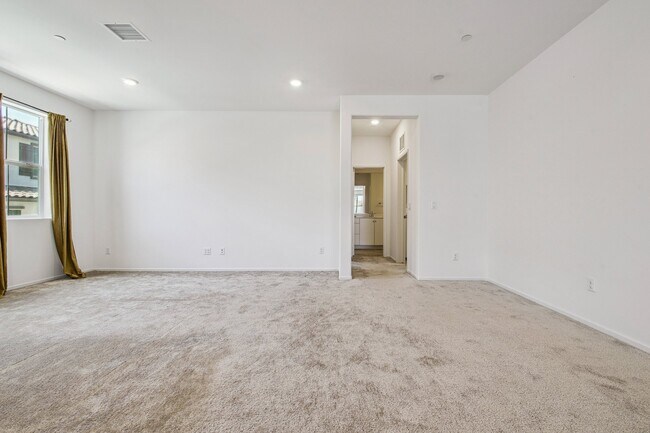 Building Photo - 5584 Kate Way