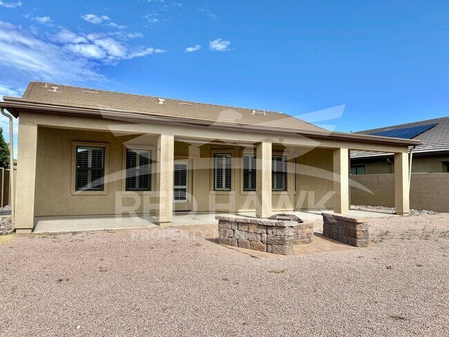 Building Photo - 879 S Phelps Dr