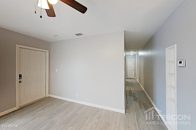 Foto del edificio - 5911 NW 42nd Terrace