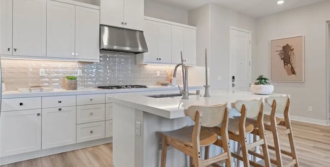 Building Photo - This single-level condominium on the 3rd f...