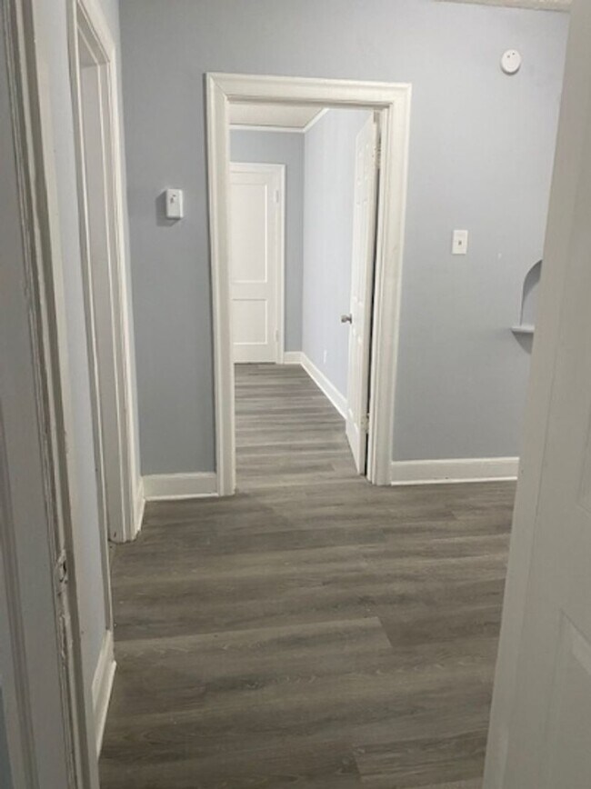 Foto del edificio - Spacious 3-Bedroom Gem in Memphis!