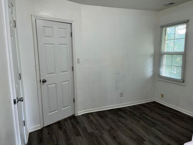 Foto del edificio - 15863 Kentucky St