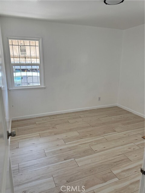 Foto del edificio - 1310 W 89th St