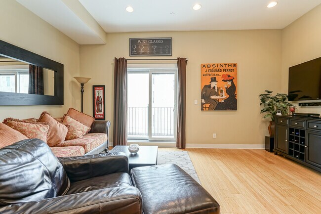 Foto del edificio - 1533 Fairmount Ave