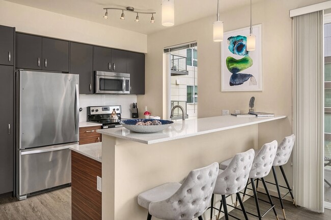 Interior Photo - Bell River Trail