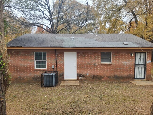 Building Photo - 3527 Shemwell Ave