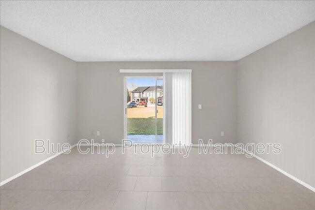 Building Photo - 203 Watts Ln