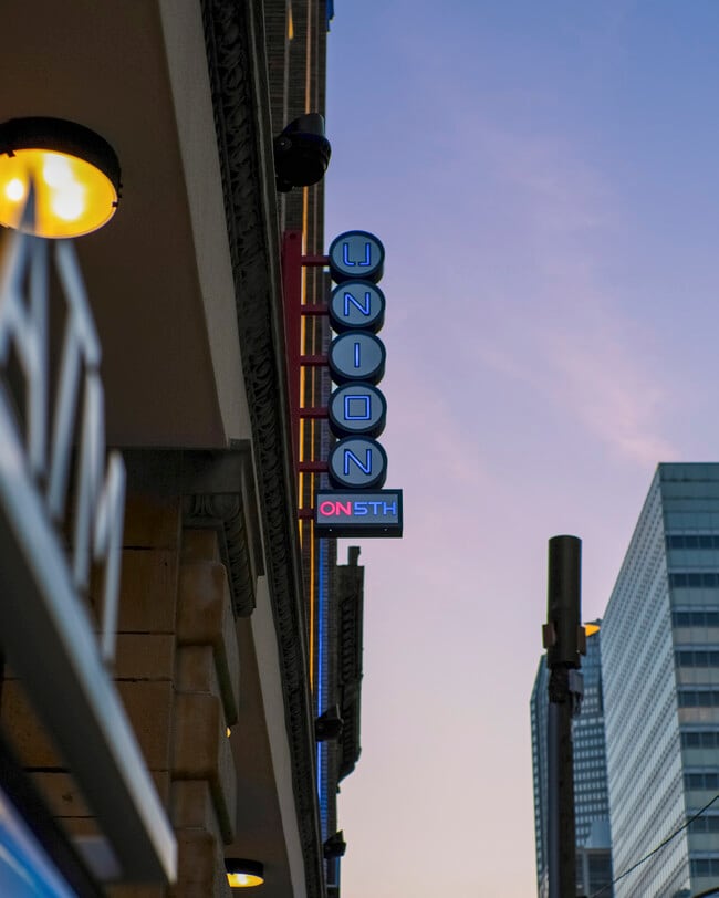 Photo - Union on 5th Avenue Apartments