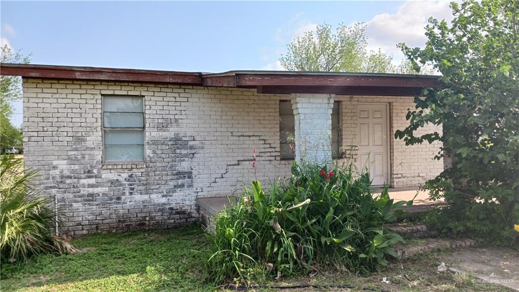 933 Earling Rd, Donna, TX 78537 House for Rent in Donna, TX