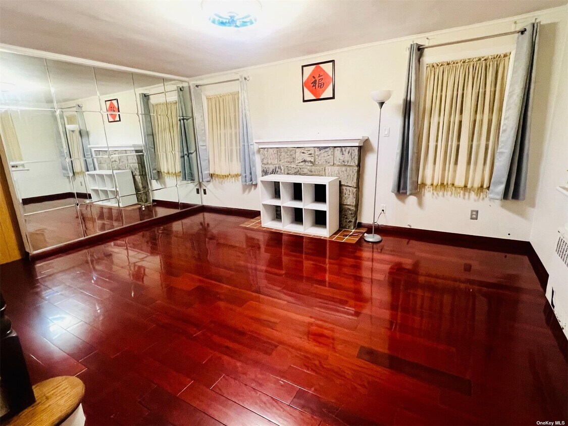 21110 33rd Rd, Queens, NY 11361 Townhome Rentals in Queens NY