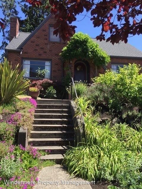 Foto principal - 3 br, 2 bath House - 612 HIGH AVENUE